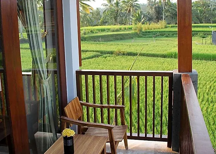 Kemuning Hotel 4*
