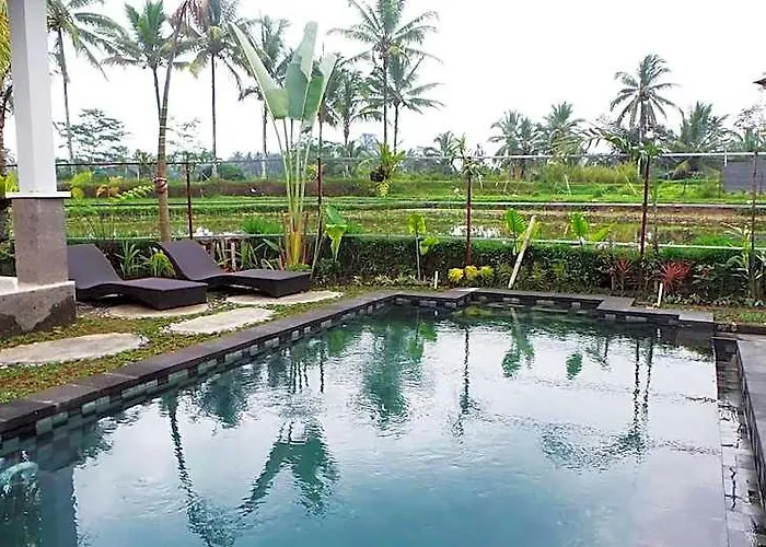Kemuning Hotel 4*